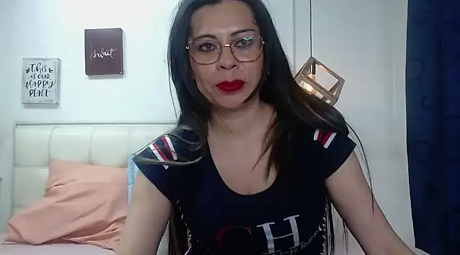  lara1 online show from 01/17/25, 10:45
