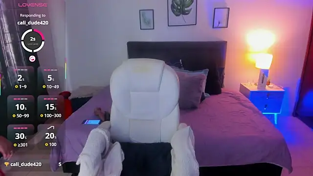 Snapshot of _lara1 chatting on 12/01/25, 07:30 lara1 online show from 12/01/25, 07:30