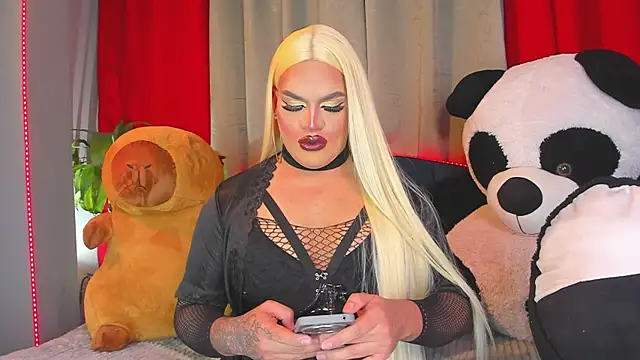 Snapshot of Missisabella_ chatting on 03/12/26, 12:28 Missisabella online show from 03/12/26, 12:28