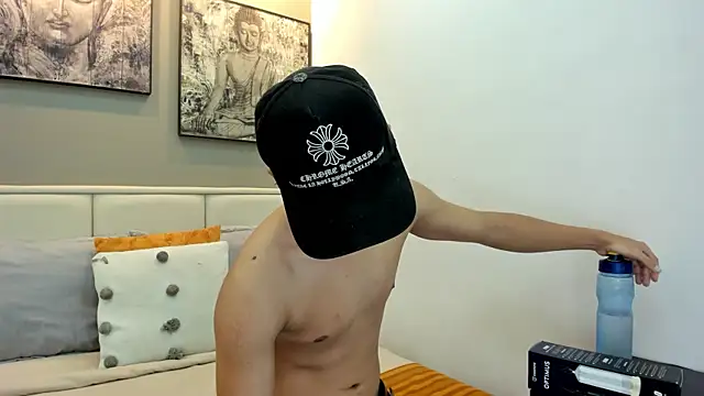 Snapshot of ricky_backus chatting on 12/04/25, 11:41 ricky backus online show from 12/04/25, 11:41