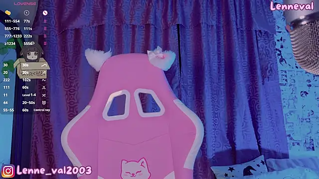 Lenneval1 online show from 11/04/25, 03:05