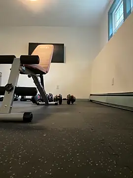 Snapshot of longcurved212121 chatting on 10/12/25, 02:05 longcurved212121 online show from 10/12/25, 02:05