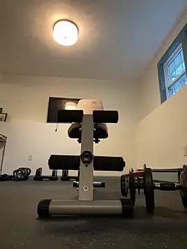 Snapshot of longcurved212121 chatting on 10/13/25, 01:22 longcurved212121 online show from 10/13/25, 01:22