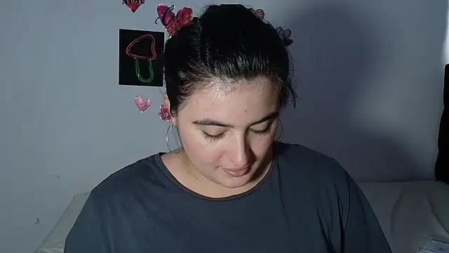 Snapshot of Jessica_Cuteass18 chatting on 03/16/25, 05:07 Jessica Cuteass18 online show from 03/16/25, 05:07