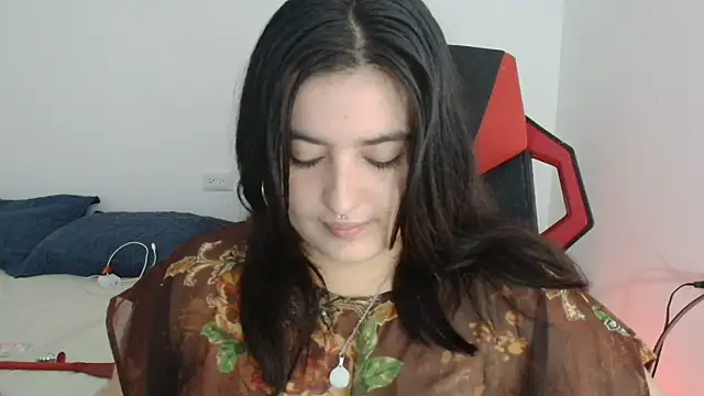 Snapshot of Jessica_Cuteass18 chatting on 09/19/25, 01:56 Jessica Cuteass18 online show from 09/19/25, 01:56