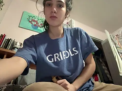 Snapshot of naughtynadia0502 chatting on 01/21/25, 10:51 naughtynadia0502 online show from 01/21/25, 10:51