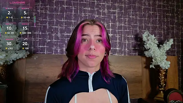 Snapshot of ArtemisaBlake chatting on 11/11/25, 04:51 ArtemisaBlake online show from 11/11/25, 04:51