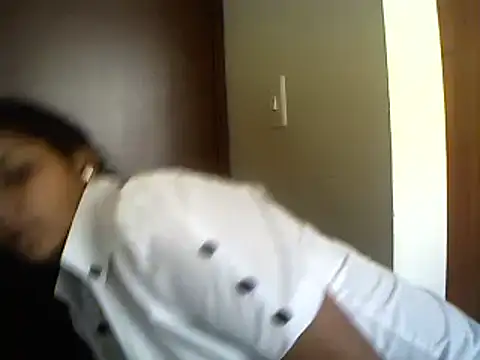 Snapshot of Mahia_M chatting on 12/17/24, 08:21 Mahia M online show from 12/17/24, 08:21