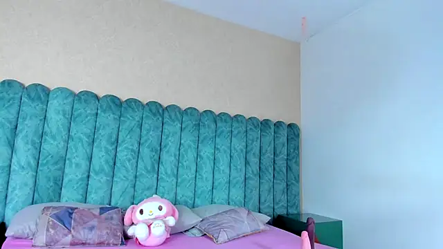 CarolineeMoreno online show from 01/08/25, 01:09
