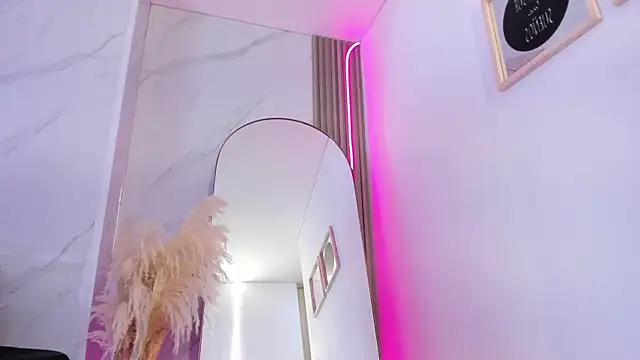 Chlooee   online show from 01/13/25, 04:28