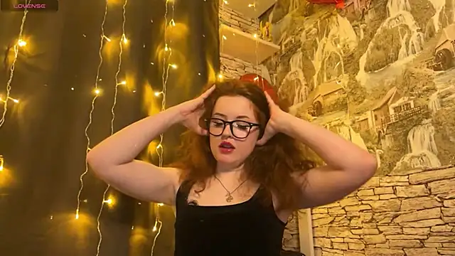 LaurenRossss online show from 02/11/25, 01:52