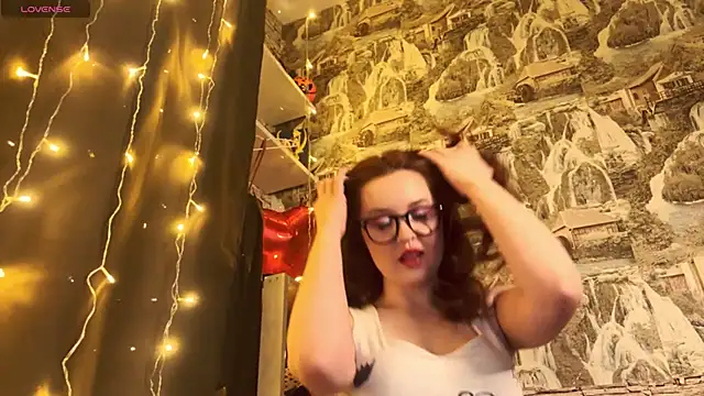 LaurenRossss online show from 02/25/25, 11:33
