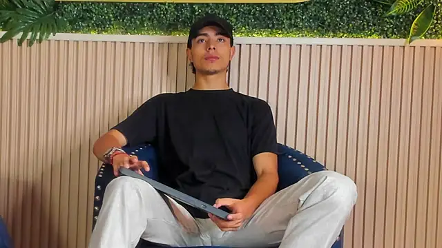 JoshRashfordd online show from 09/12/25, 12:16