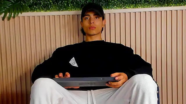 JoshRashfordd online show from 09/28/25, 11:48