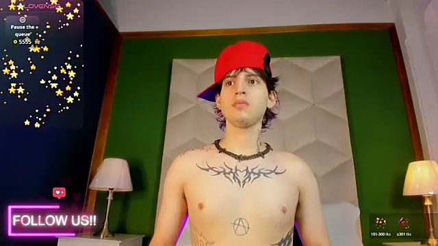 sett and gwen online show from 10/31/25, 04:13