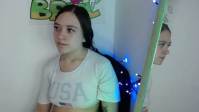 Snapshot of kaena-angels chatting on 02/25/25, 02:25 kaena-angels online show from 02/25/25, 02:25