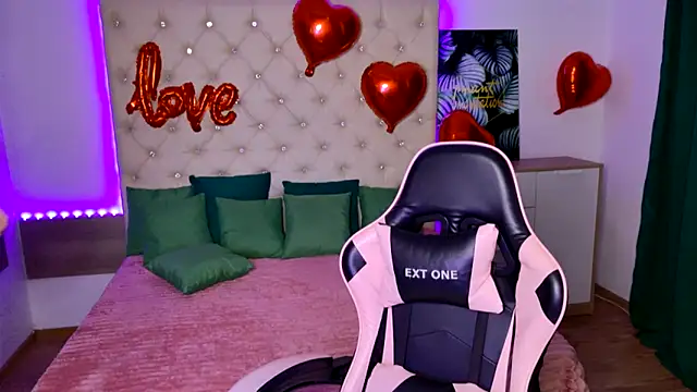 KattieSims online show from 02/05/25, 08:04