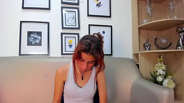 Snapshot of LiaKeller chatting on 03/18/25, 11:42 LiaKeller online show from 03/18/25, 11:42