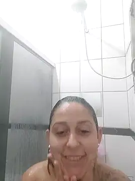 baixinhaloira online show from 12/15/24, 12:18