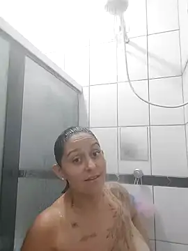 baixinhaloira online show from 12/18/24, 01:37