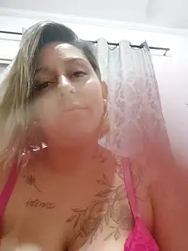 baixinhaloira online show from 12/22/24, 05:53