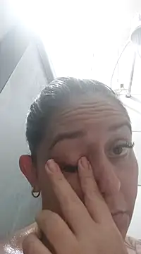 baixinhaloira online show from 03/11/25, 02:32