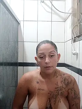 baixinhaloira online show from 04/20/26, 02:47