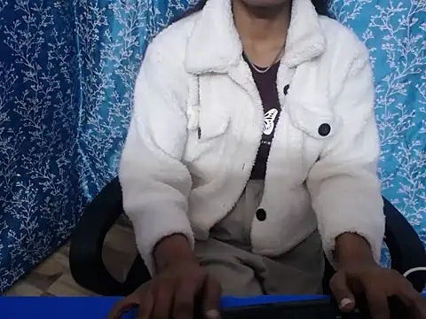 kayala700 online show from 12/13/24, 11:45