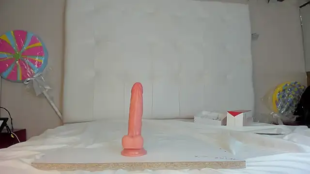 eloisa ferrer  online show from 02/27/25, 07:44