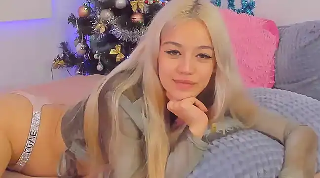 STELLA RICH online show from 12/27/24, 12:39