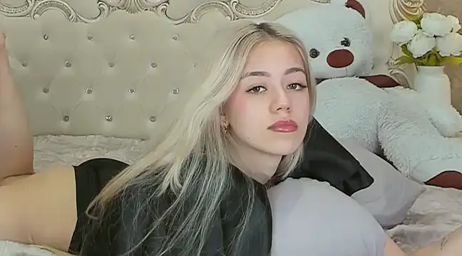 STELLA RICH online show from 01/14/25, 04:25