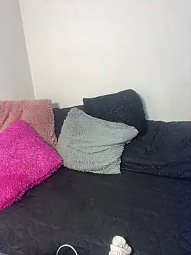 Snapshot of Liah_ferrer chatting on 10/11/25, 09:52 Liah ferrer online show from 10/11/25, 09:52