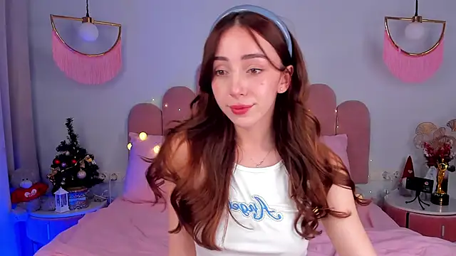 ElsaYoung online show from 12/17/24, 11:16