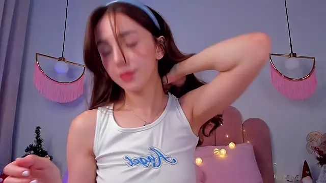 ElsaYoung online show from 12/18/24, 03:04