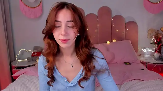 ElsaYoung online show from 01/04/25, 09:43