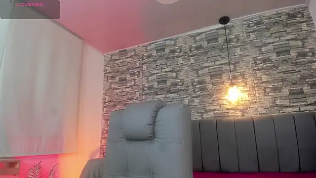 LuneObscure online show from 09/15/25, 10:54