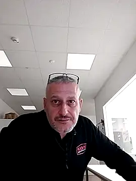 Snapshot of Husoban chatting on 11/06/25, 05:08 Husoban online show from 11/06/25, 05:08