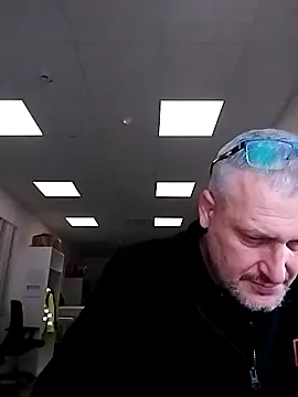 Snapshot of Husoban chatting on 11/11/25, 10:54 Husoban online show from 11/11/25, 10:54