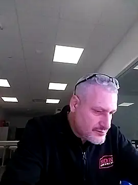 Snapshot of Husoban chatting on 11/12/25, 11:25 Husoban online show from 11/12/25, 11:25