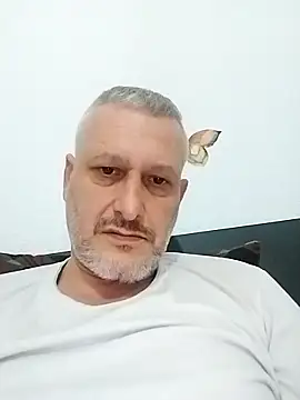 Snapshot of Husoban chatting on 11/26/25, 03:46 Husoban online show from 11/26/25, 03:46