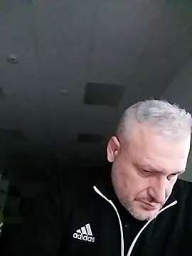 Snapshot of Husoban chatting on 01/09/26, 06:21 Husoban online show from 01/09/26, 06:21