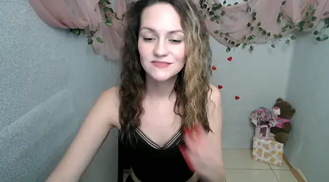Lina Star S online show from 12/13/24, 12:17