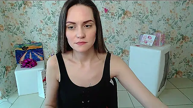 Lina Star S online show from 03/11/25, 10:51