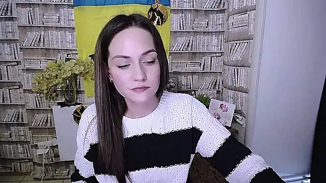 Snapshot of Lina_Star_S chatting on 10/18/25, 09:32 Lina Star S online show from 10/18/25, 09:32