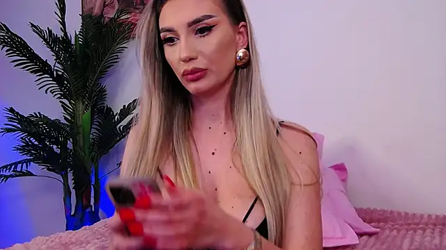 FelyJolie online show from 12/17/24, 03:39