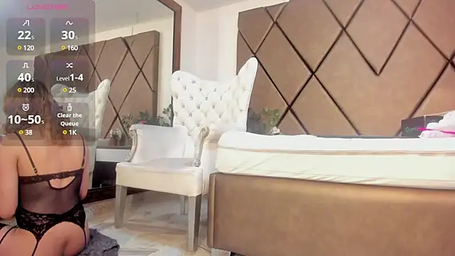 Snapshot of LunitaDiva chatting on 03/15/25, 01:18 LunitaDiva online show from 03/15/25, 01:18