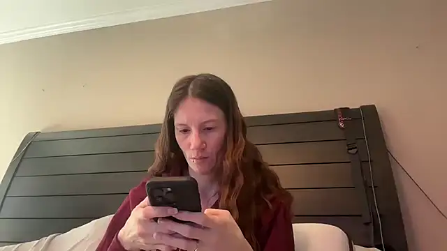 yourstrulylivy69 online show from 01/28/25, 02:42