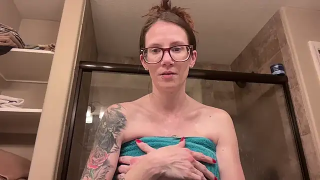 yourstrulylivy69 online show from 02/22/25, 02:28