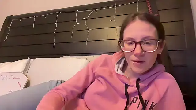 yourstrulylivy69 online show from 02/27/25, 01:27