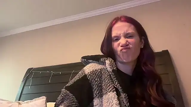 yourstrulylivy69 online show from 03/04/25, 07:54